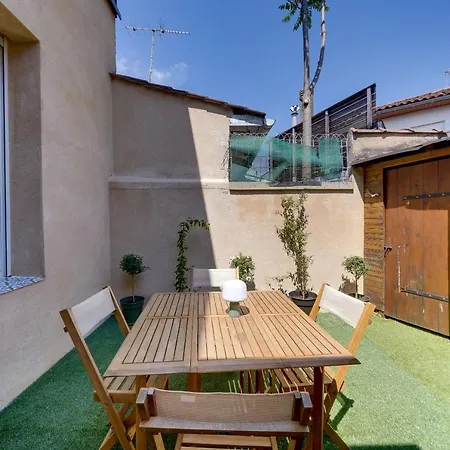 شقة Nice Bordeaux With Terrace